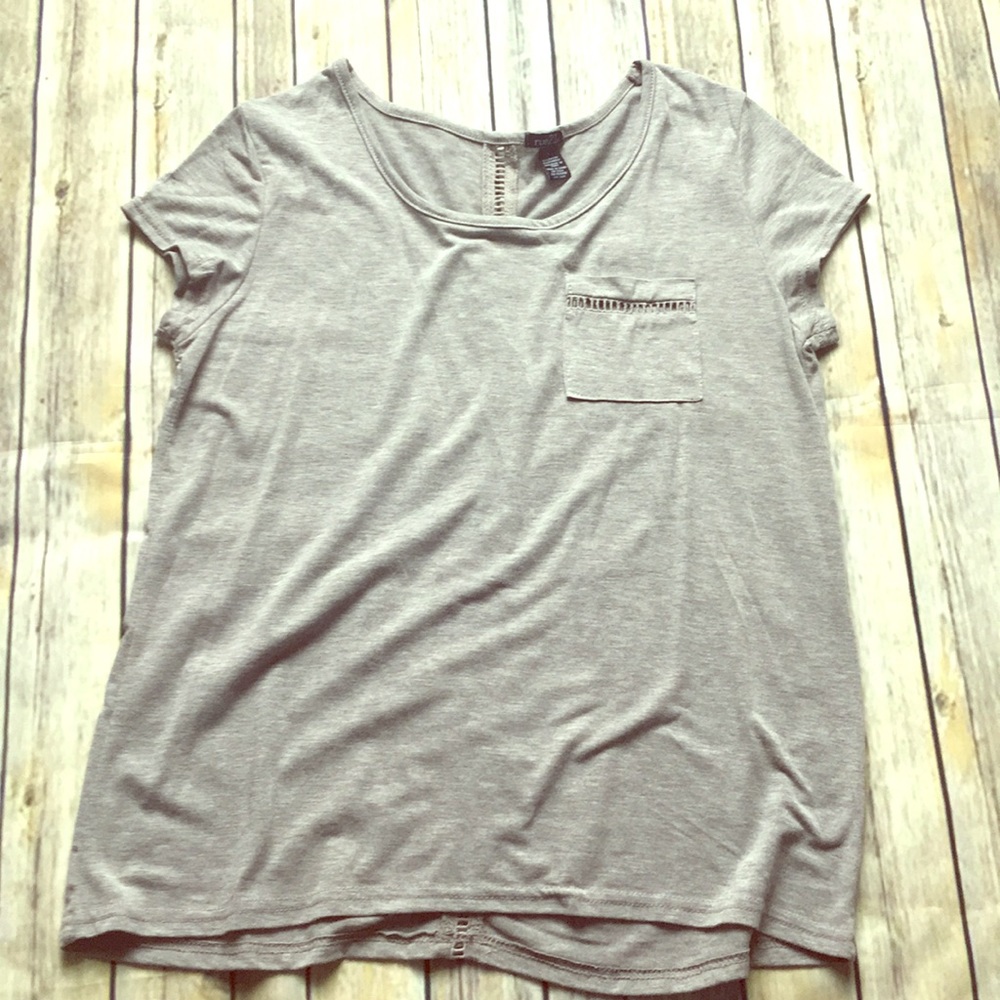 Rue 21 top